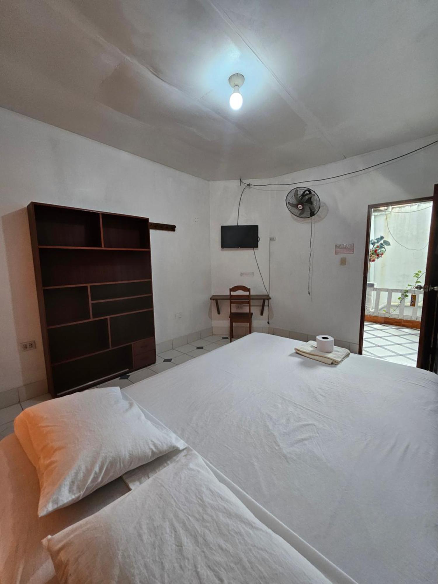 Hotel Sarisa House Iquitos Exterior foto