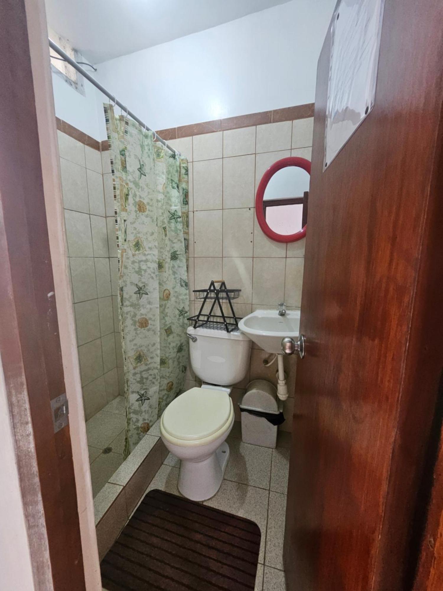 Hotel Sarisa House Iquitos Exterior foto